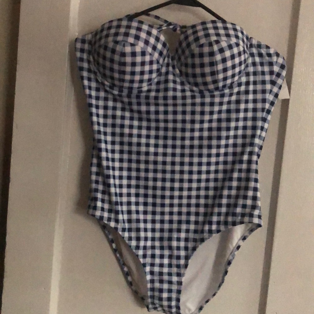 BATHING SUIT